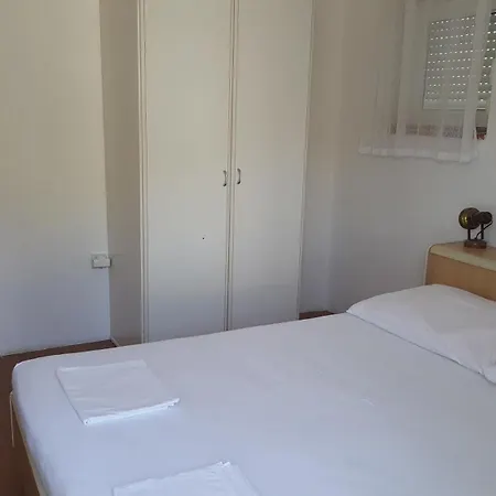 Apartman Veli Brig Pag Town