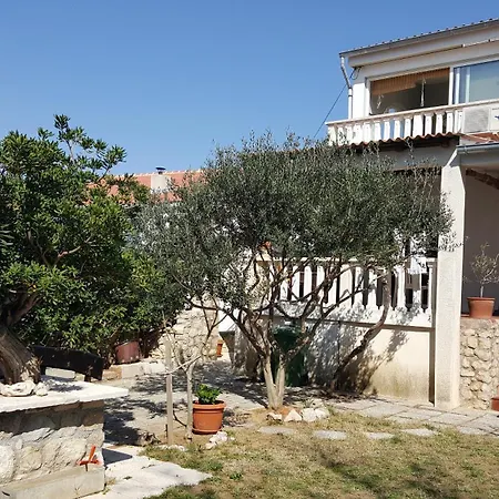 Veli Brig Apartment
